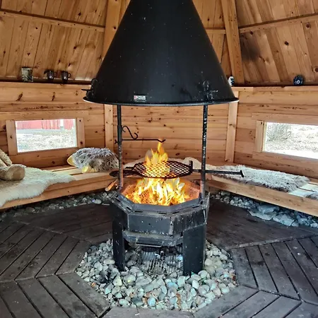 Barn House Maentyniemi شقة