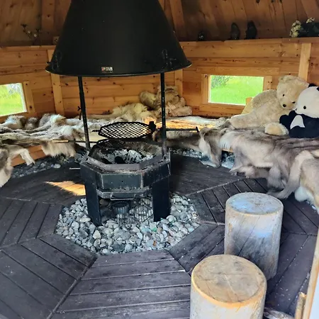 Barn House Maentyniemi شقة هوسا