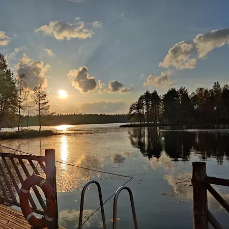 Barn House Maentyniemi Apartament Hossa