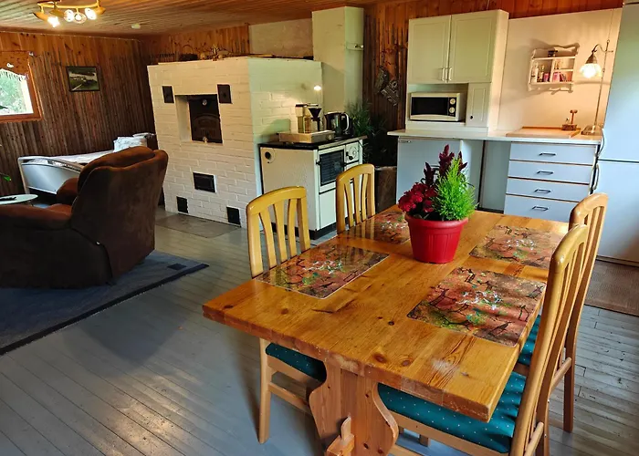 Barn House Maentyniemi شقة هوسا