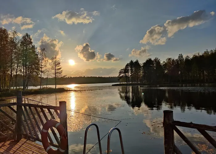 Barn House Maentyniemi شقة هوسا